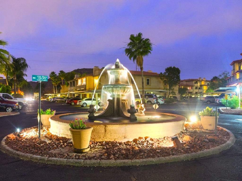 Private Resort Community Surrounded By Mountains W/3 Pool-Spa Complexes, All Heated & Open 24/7/365! Phoenix Eksteriør billede